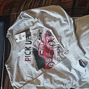 Holidays long Sleeve shirt.new with tag